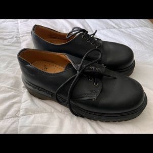 Vintage Low Rise Dr Martens With Laces